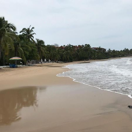 Casa Romantica De Playa Ixtapa  Esterno foto
