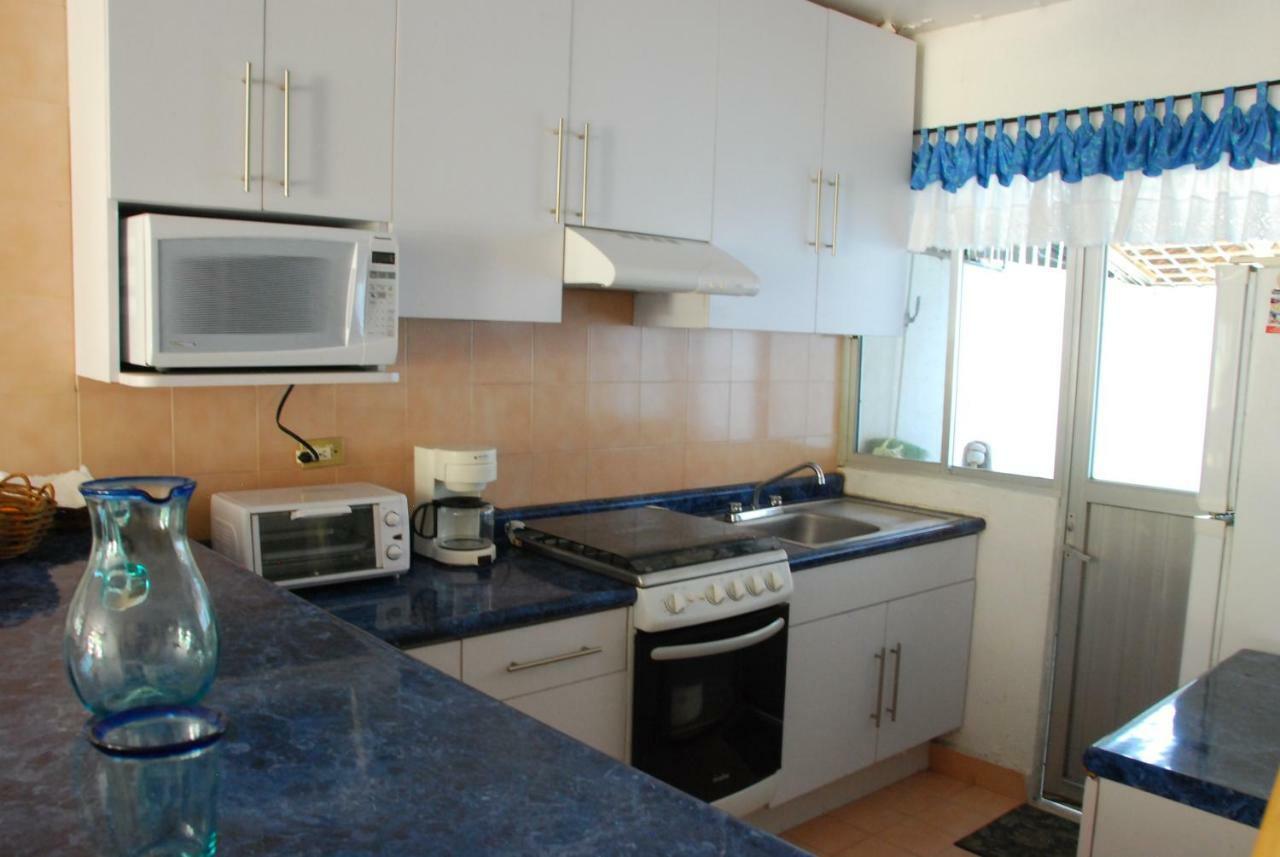 Casa Romantica De Playa Ixtapa  Esterno foto